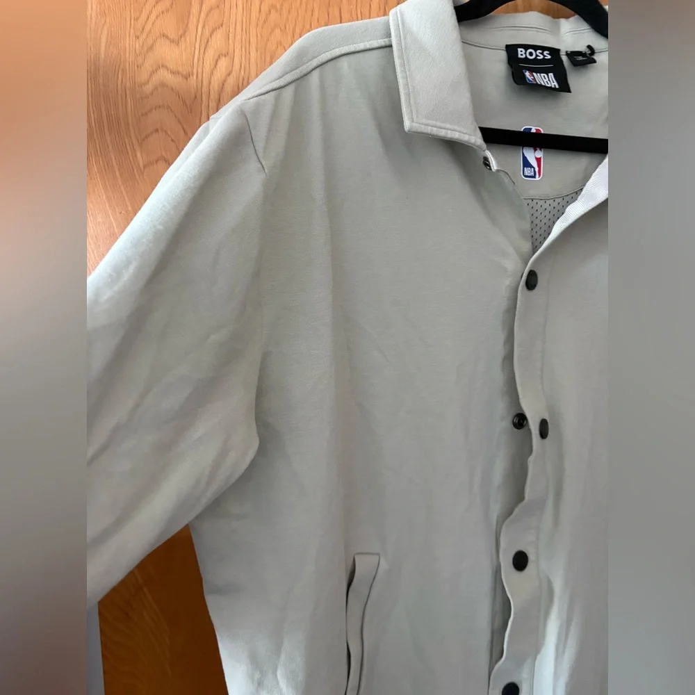 Boss light tan NBA Collaboration Coach Jacket L